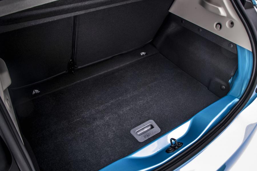 Багажник Renault Zoe 2019 года  (WW) (фото 24 из 40)
